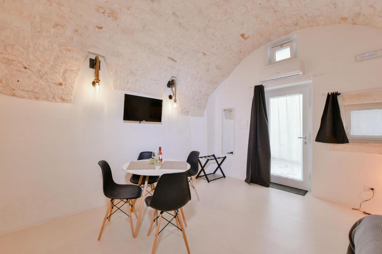 Casa Flami 2 Apartment Остуни Екстериор снимка